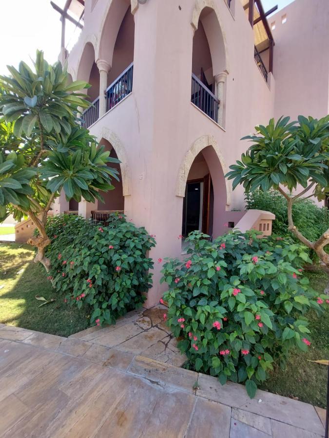 Ground Floor Apartment By Circular Pool In Talabay Акаба Екстериор снимка