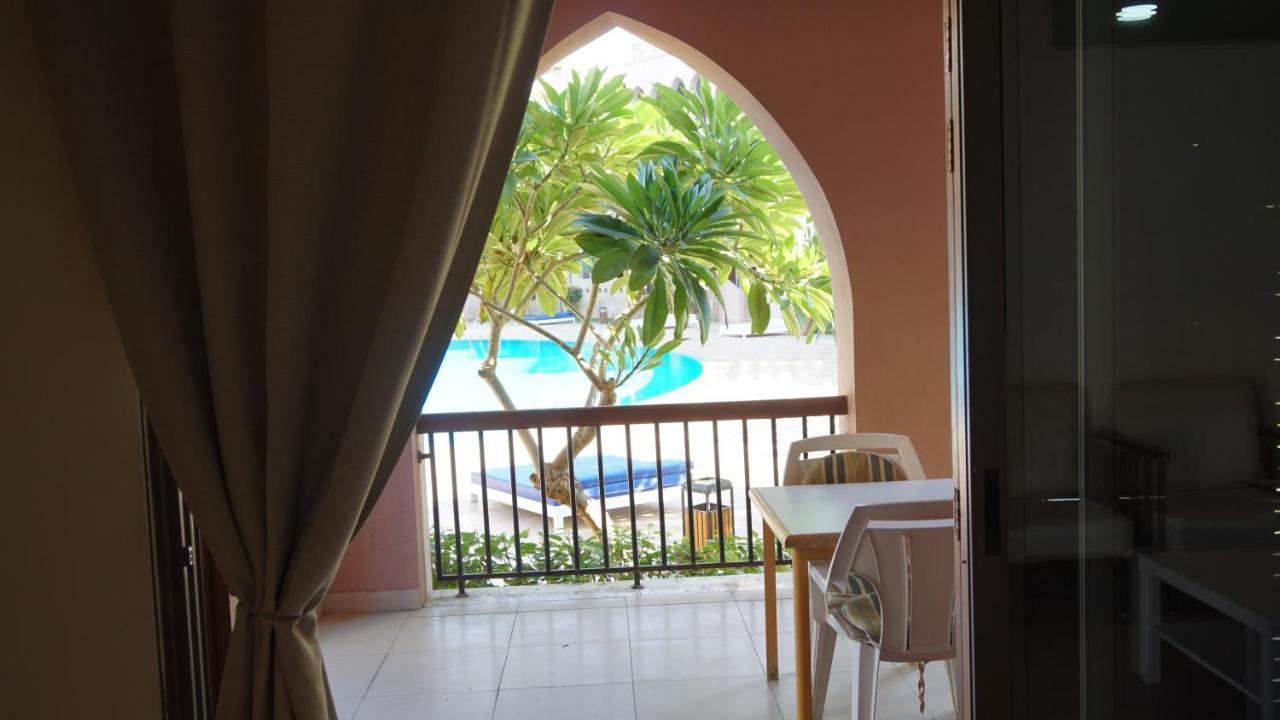 Ground Floor Apartment By Circular Pool In Talabay Акаба Екстериор снимка